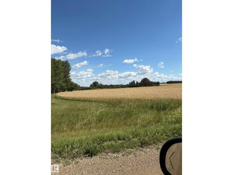 Riverbend Road TWP. 273 Rural Sturgeon County AB T0G0J0