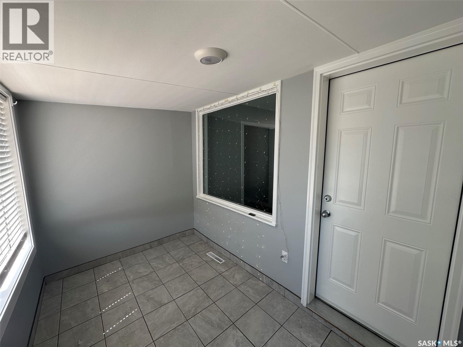 142 2nd AVENUE W