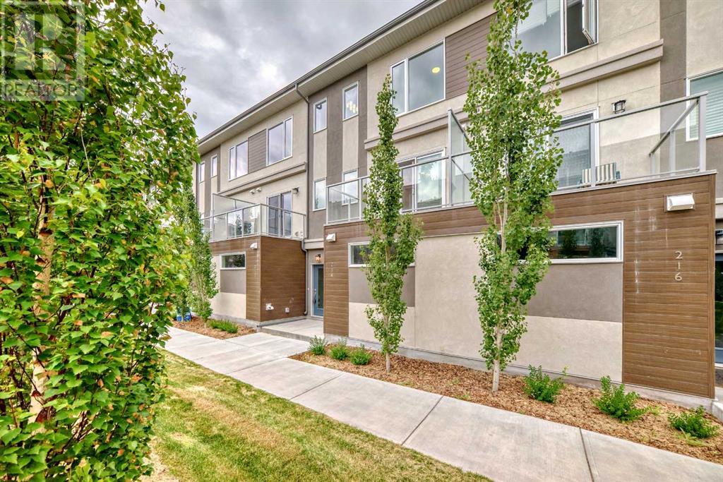 214 Shawnee Square SW