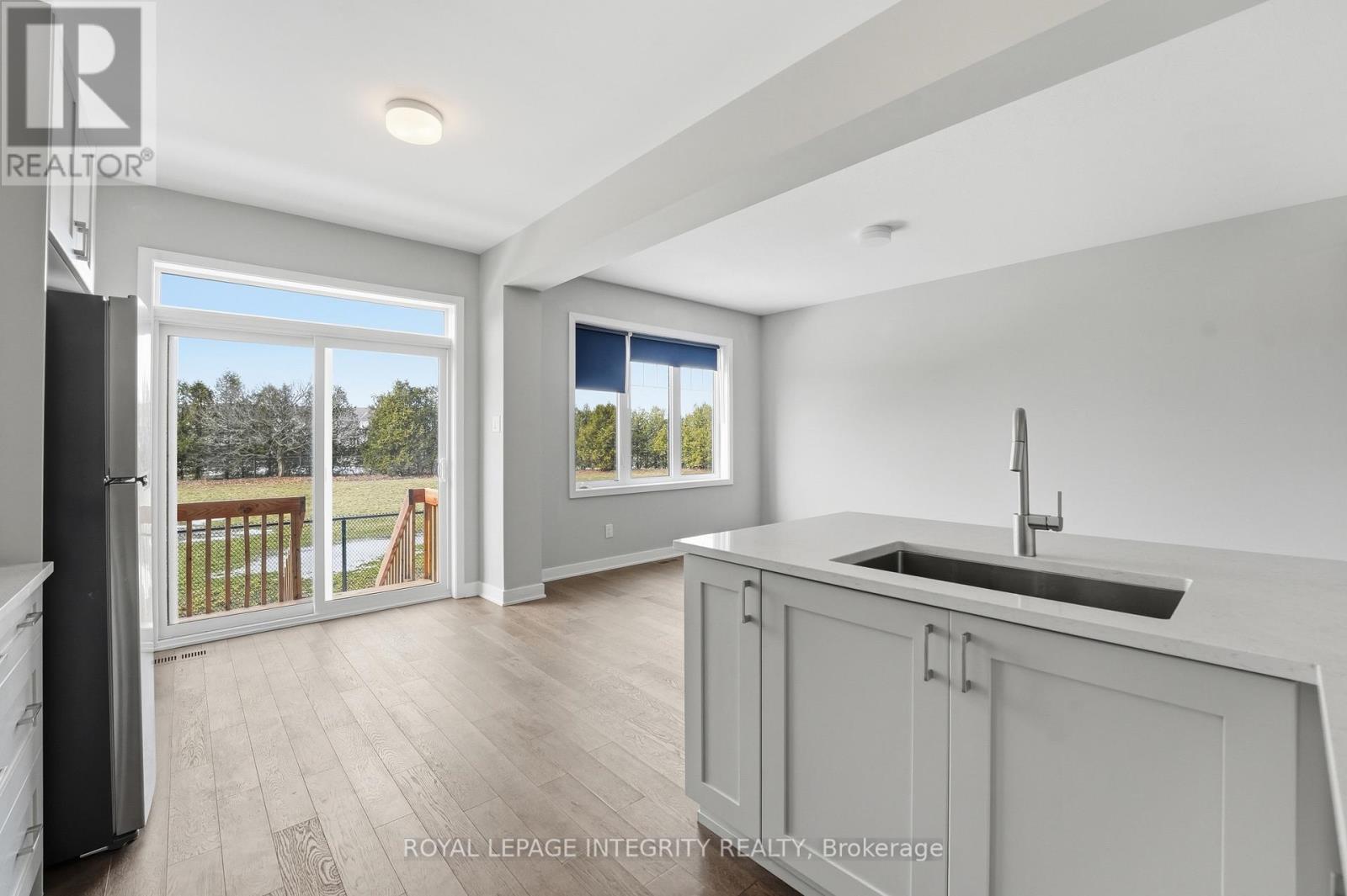 2084 WINSOME TERRACE