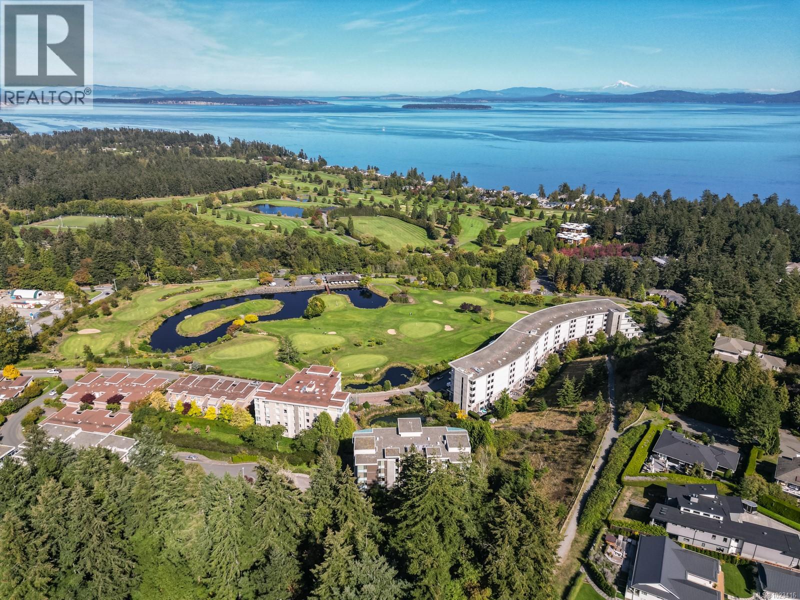 302 738 Sayward Hill Terr