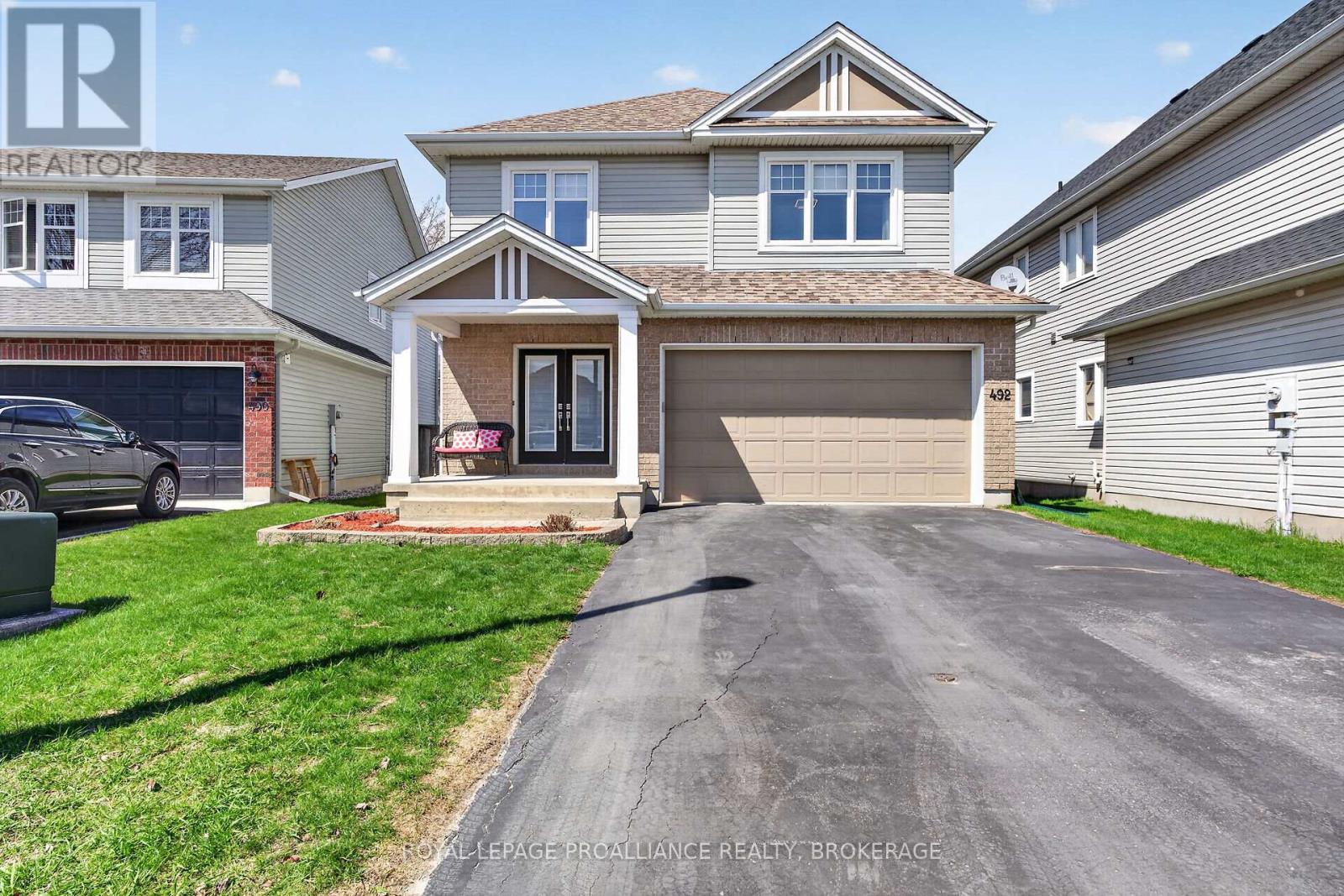 492 CHERYL PLACE