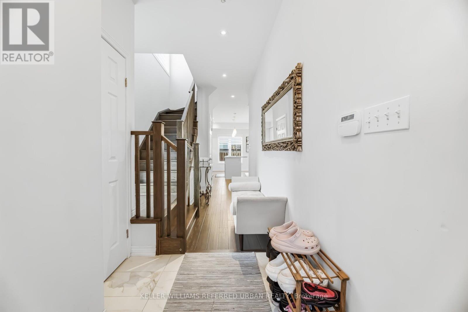 8 - 21 MADONNA DRIVE