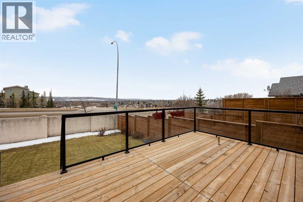 166 Tuscarora Close NW