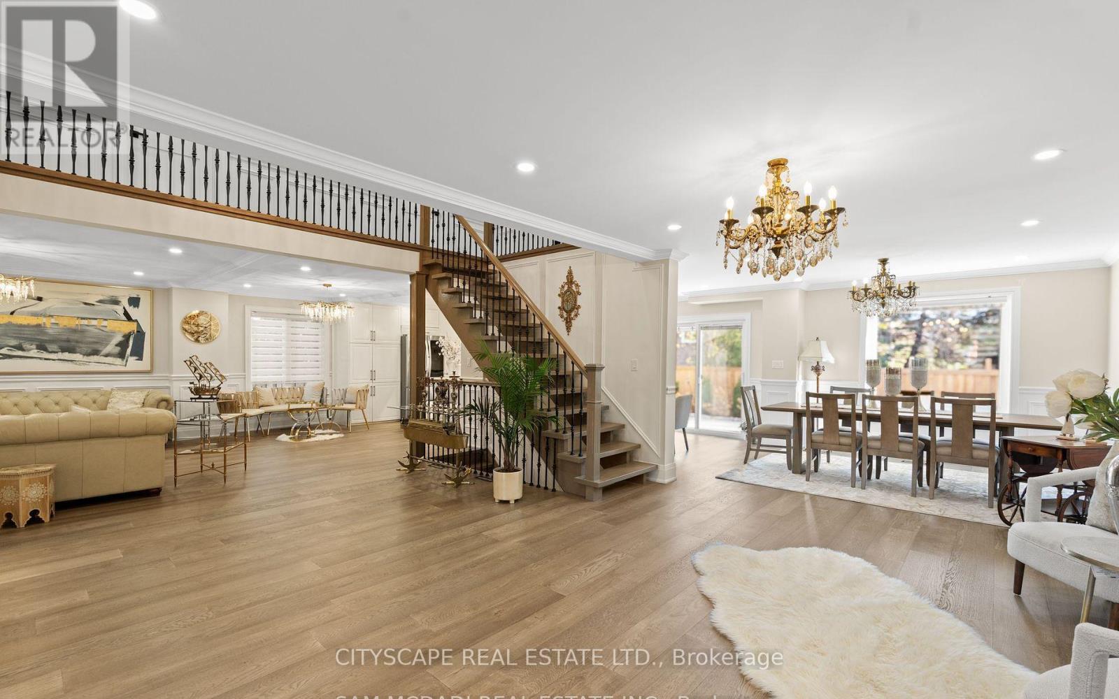 1270 SAGINAW CRESCENT