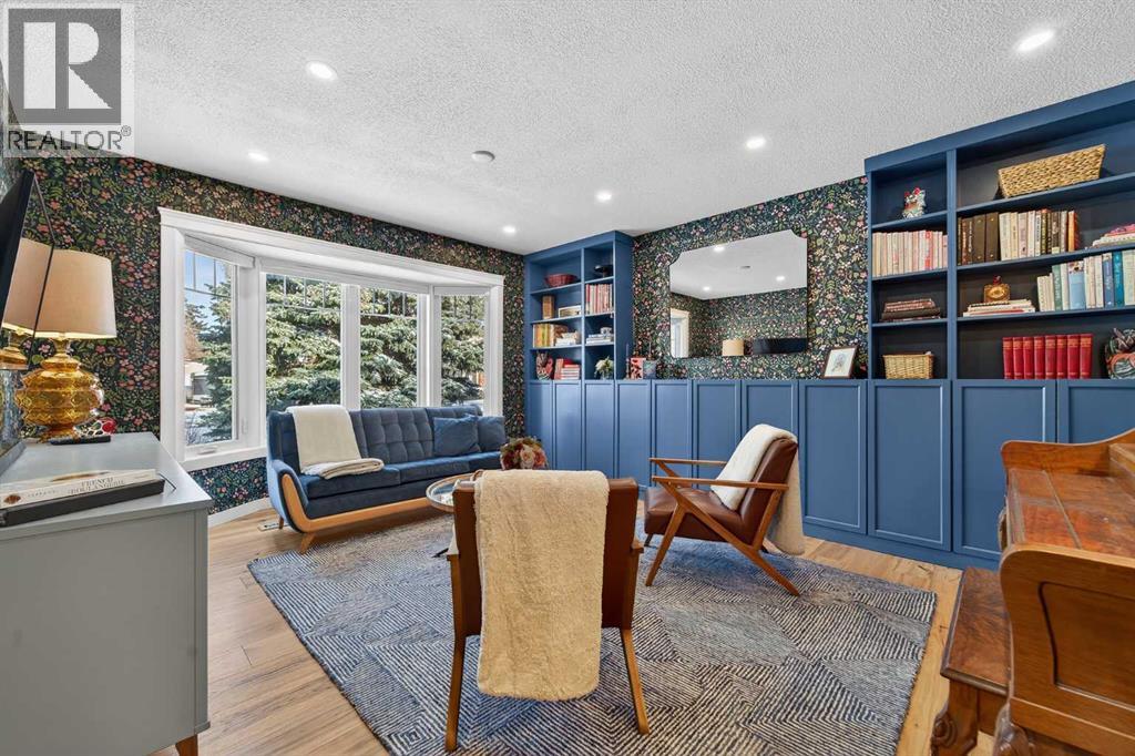 39 Wildwood Crescent W