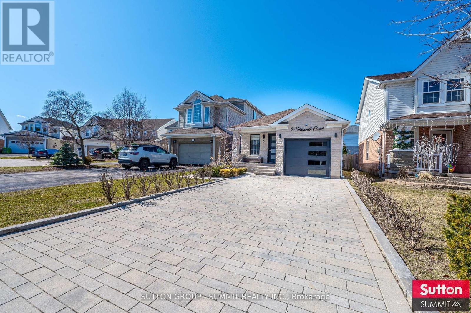 5 SILVERSMITH COURT