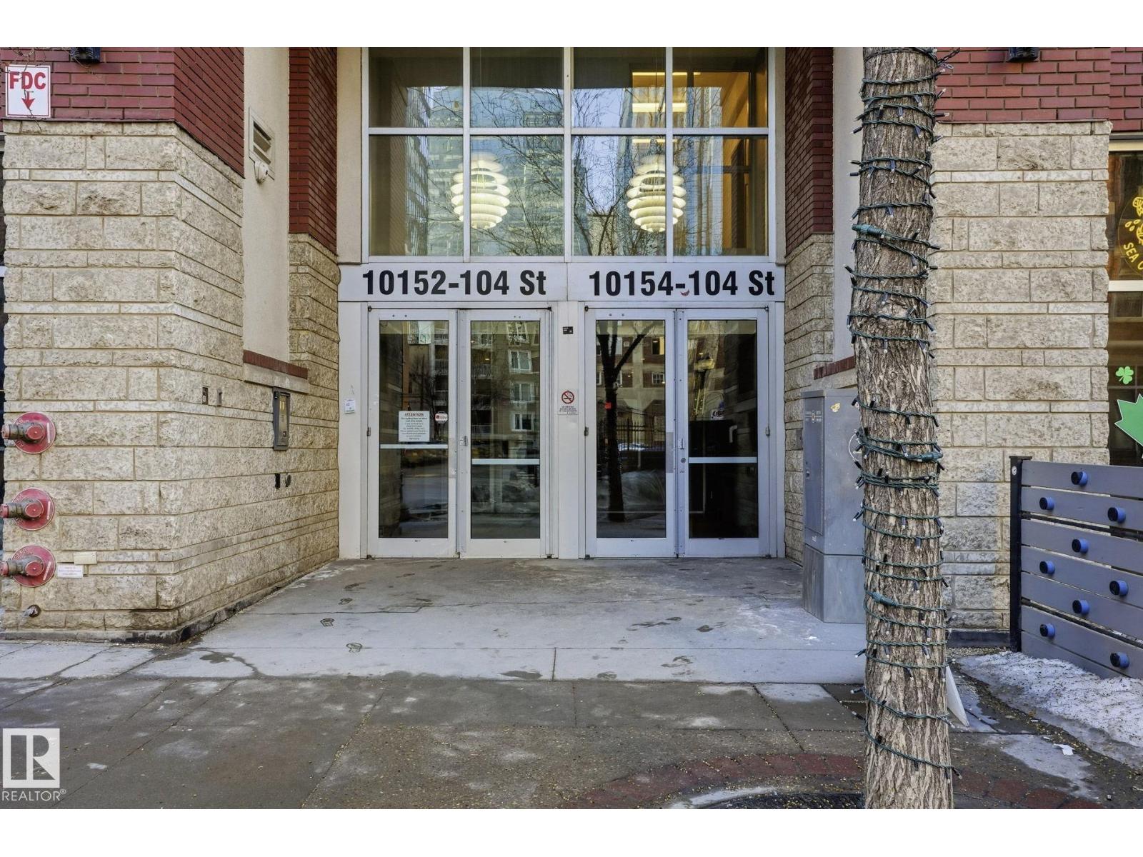 #2702 10152 104 ST NW