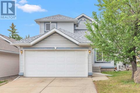 172 Somercrest Close SW Calgary AB T2Y3H7
