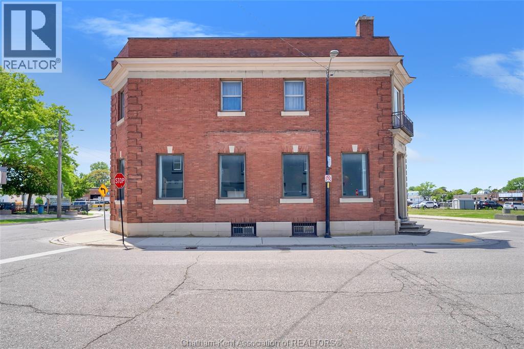 500 Wallace STREET