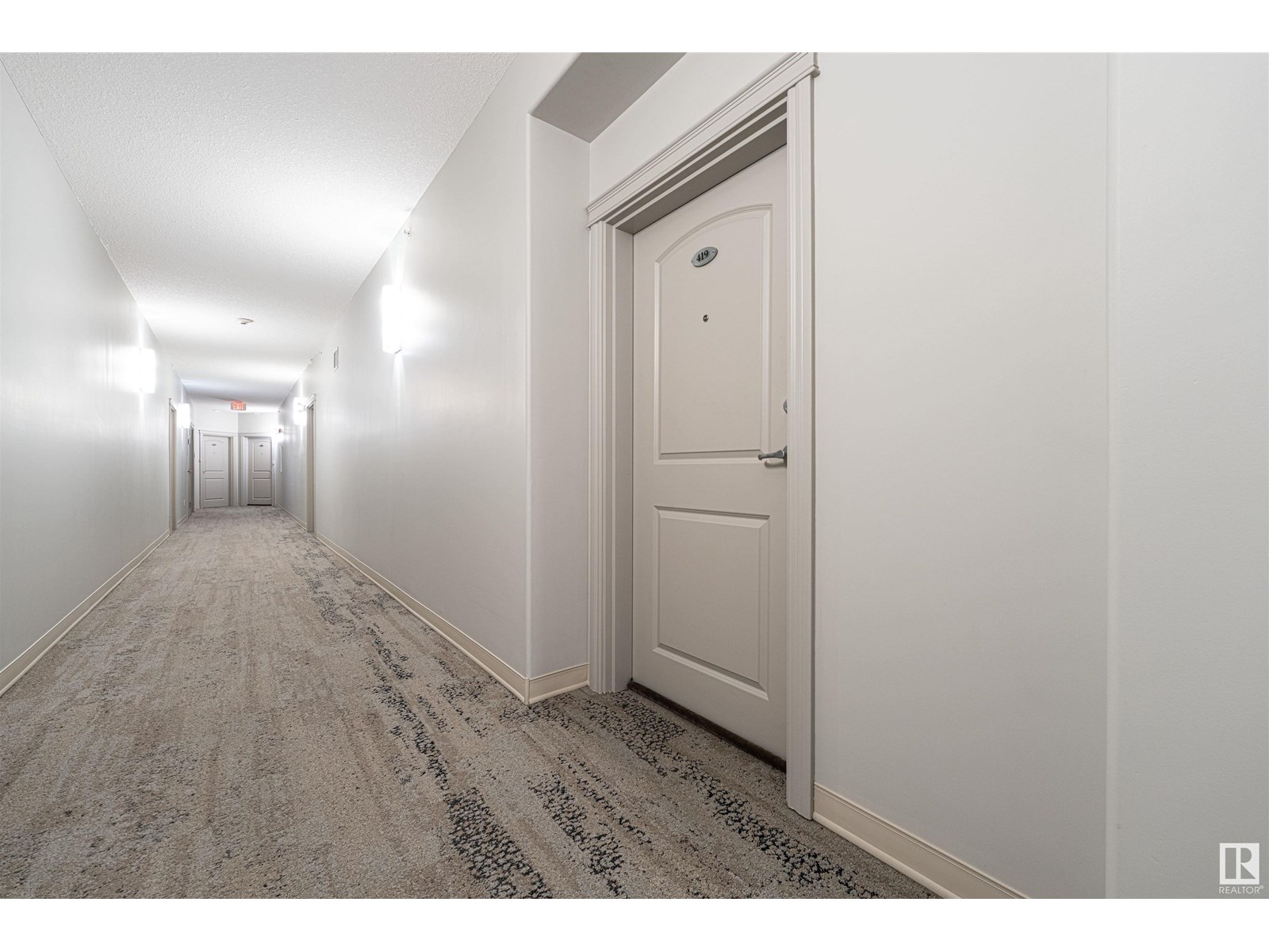 #419 12408 15 AV SW