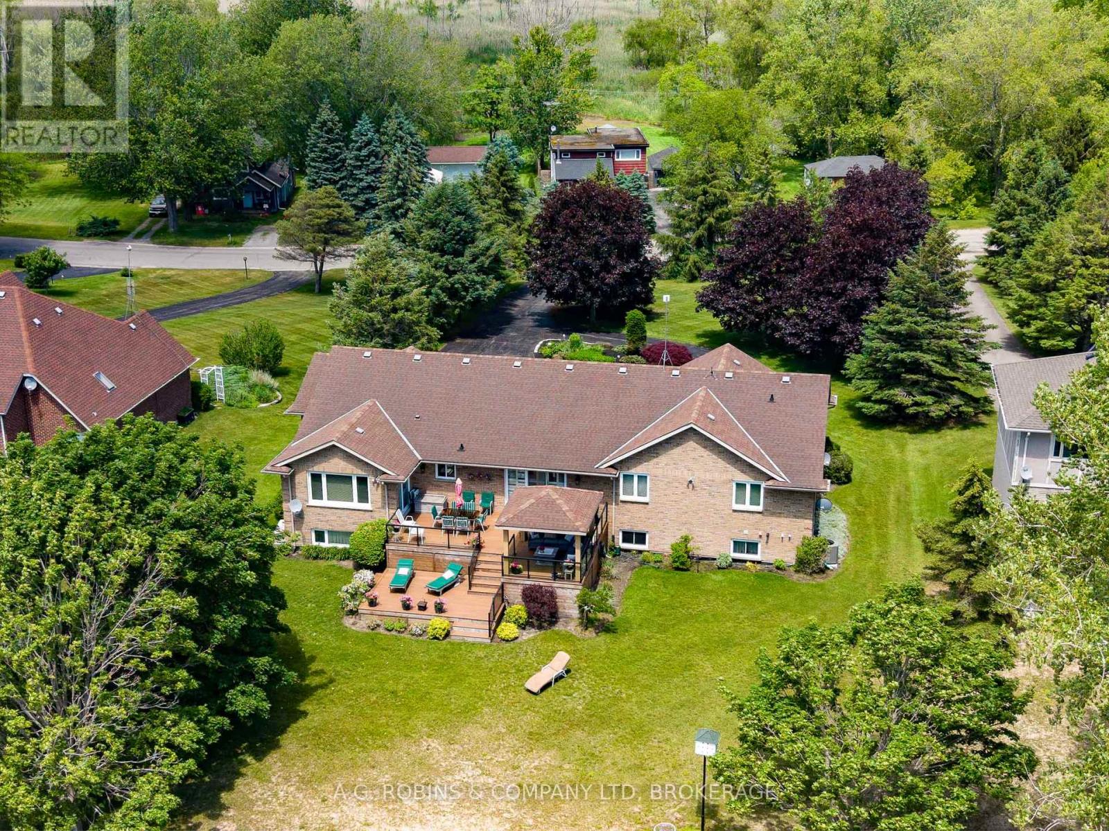 10321 LAKSHORE ROAD W