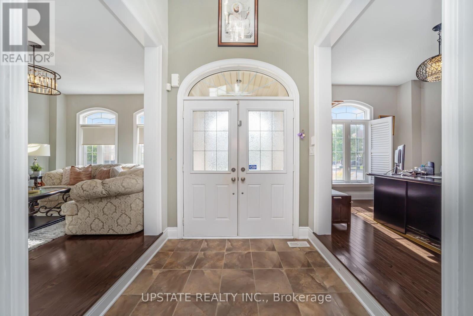 105 ROYAL WEST DRIVE