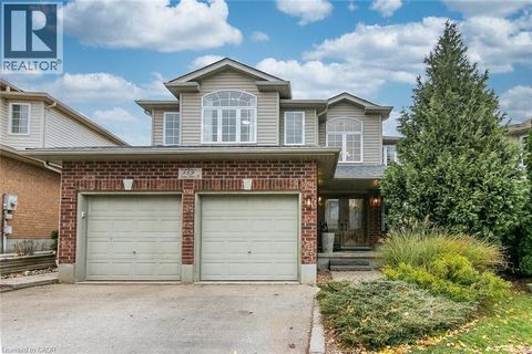 159 COUNTRY CLAIR Street Kitchener ON N2A4J7