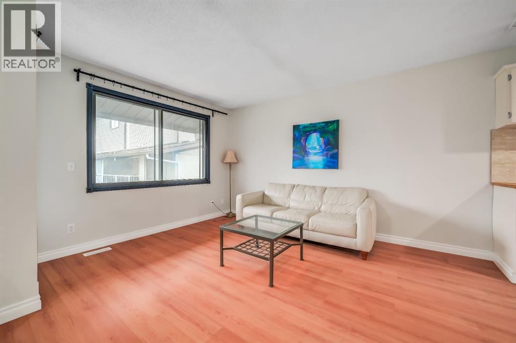 728, 200 Brookpark Drive SW