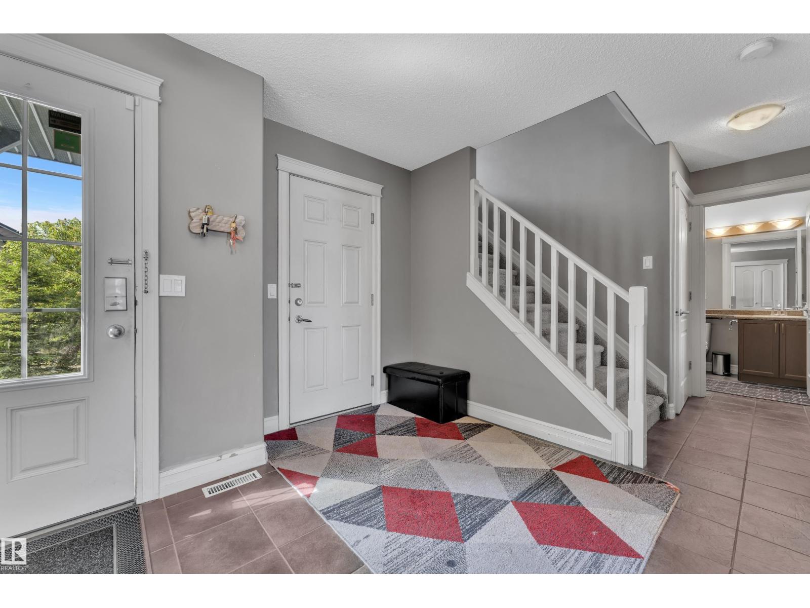 6116 11 AV SW