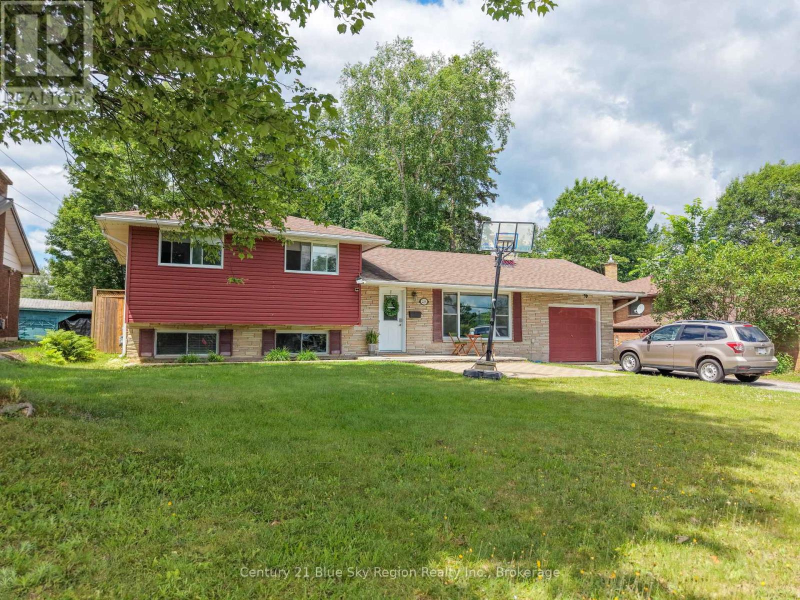 225 REGINALD ROAD