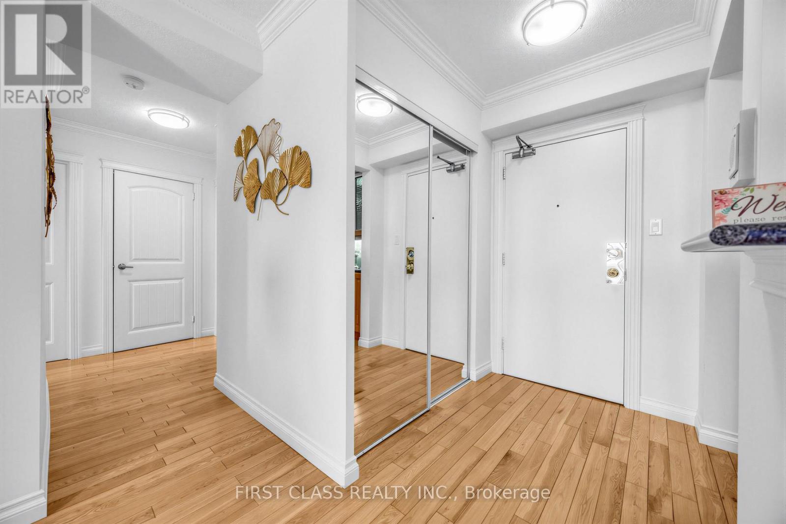 1007 - 362 THE EAST MALL ROAD