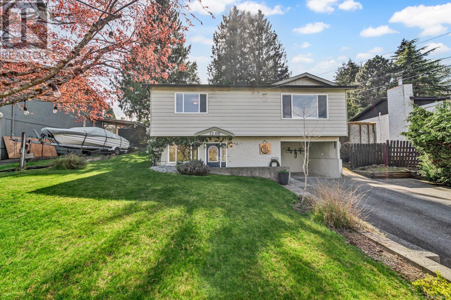 1208 Cloke Rd