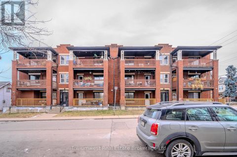 41 ALBERT STREET Hamilton (Blakeley) ON L8M2Y1