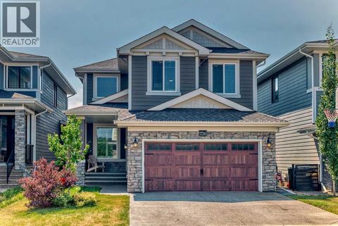 226 West Grove Point SW Calgary AB T3H1Y7