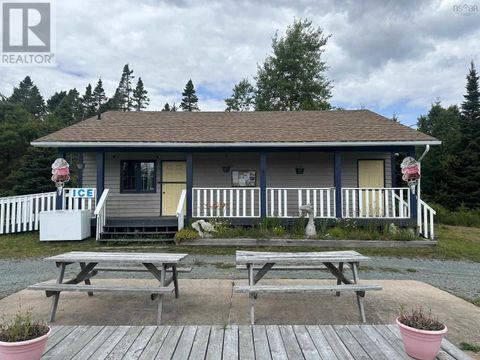 5048 Highway 331 Crescent Beach NS B0R1C0