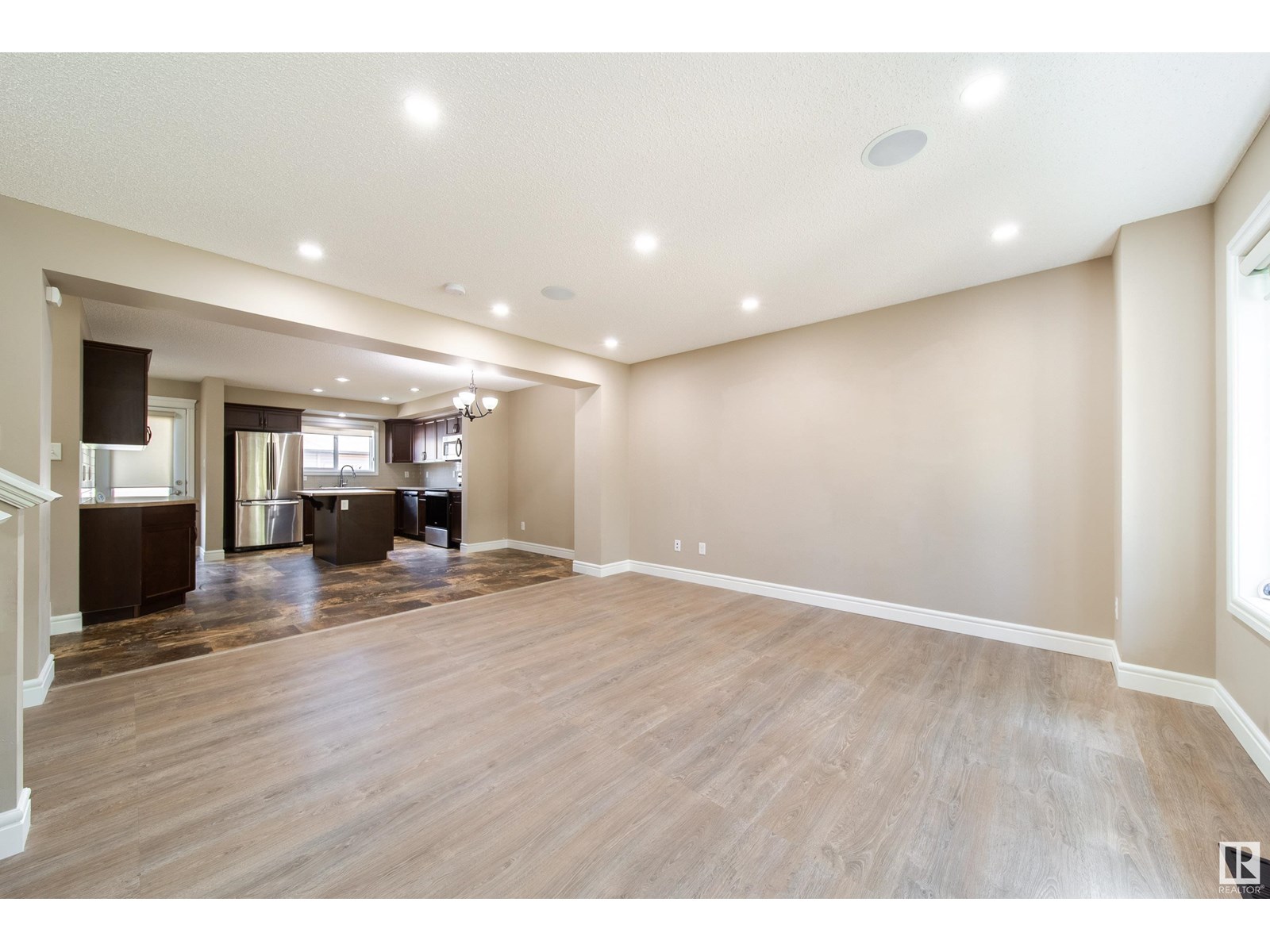 162 DESROCHERS GA SW