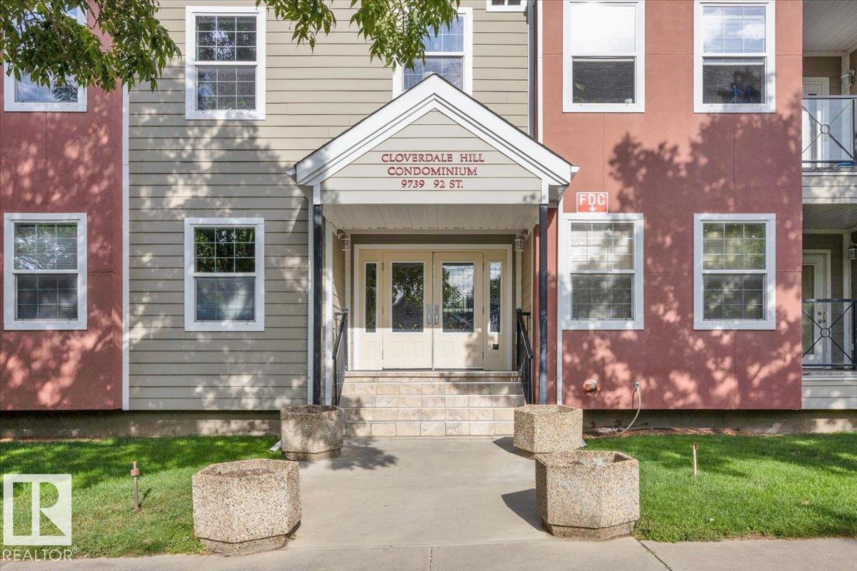 #207 9739 92 ST NW