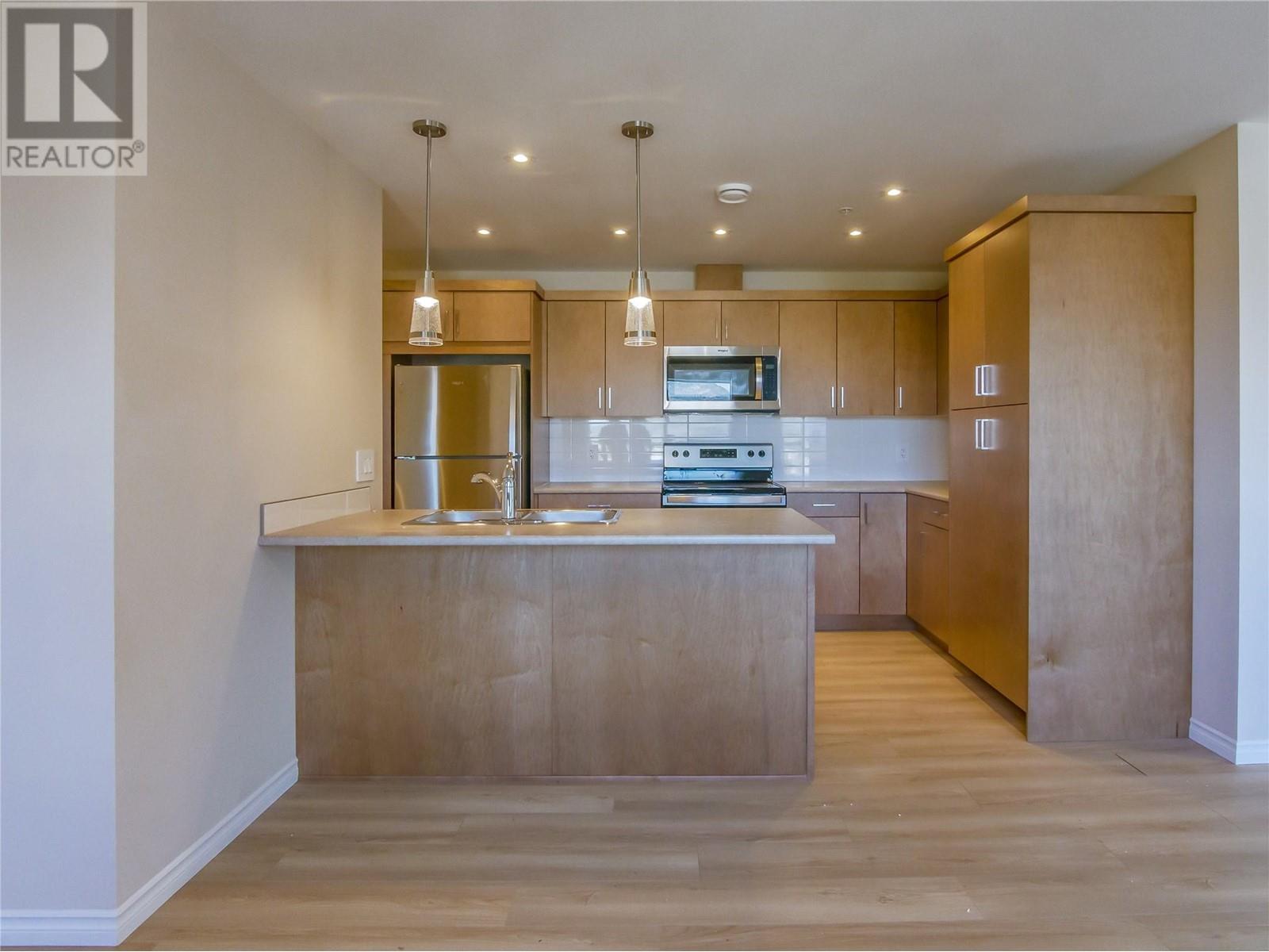 3362 SKAHA LAKE Road Unit# 903