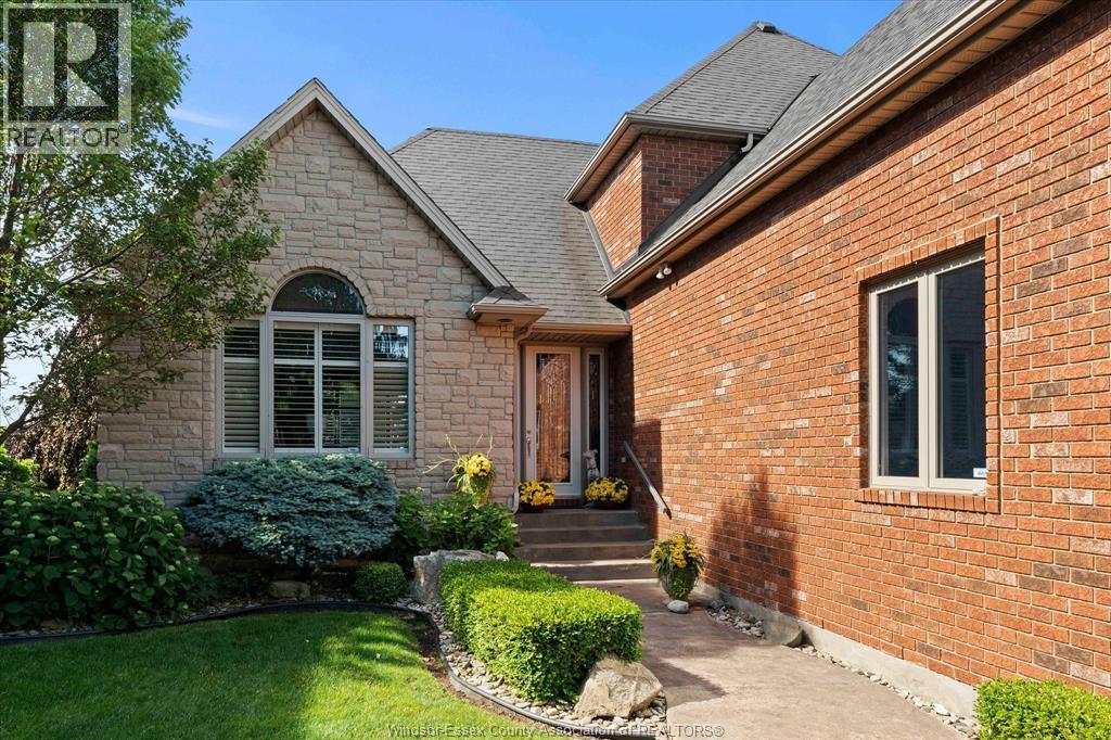 24 SANDY LAKE