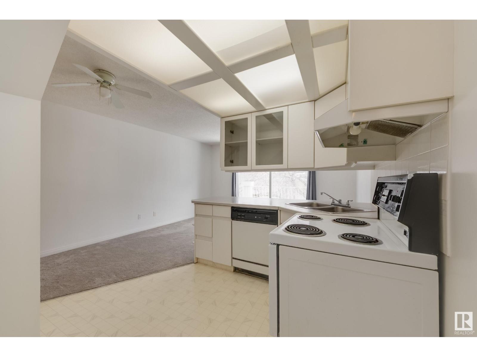#11 10324 119 ST NW