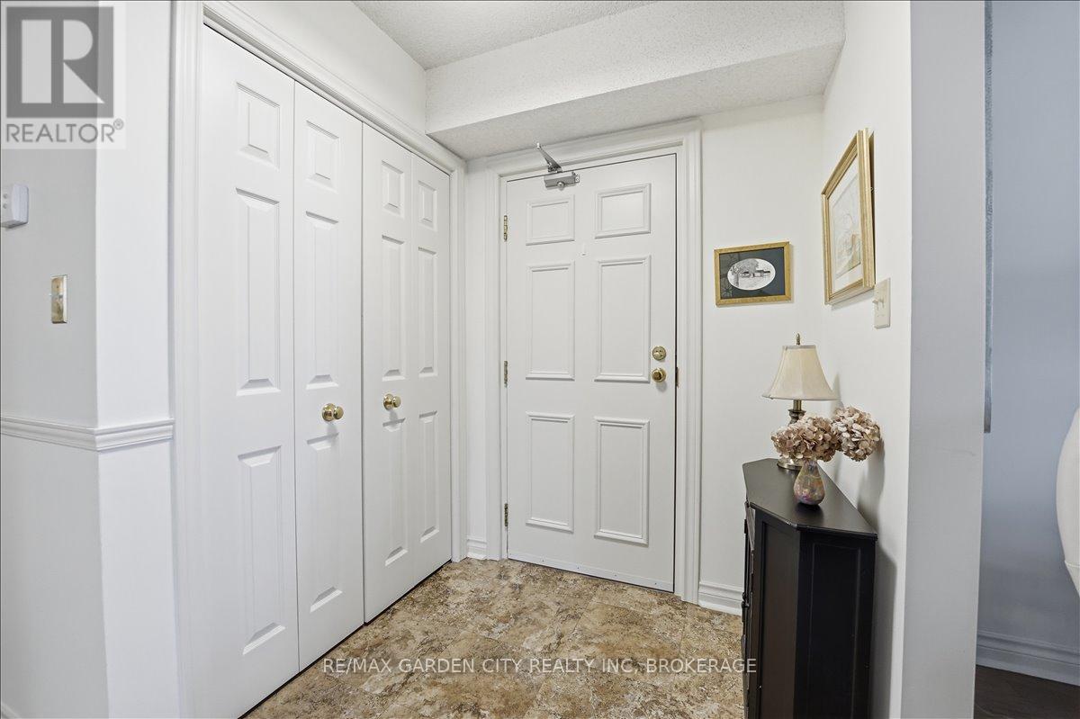 104 - 433 LINWELL ROAD