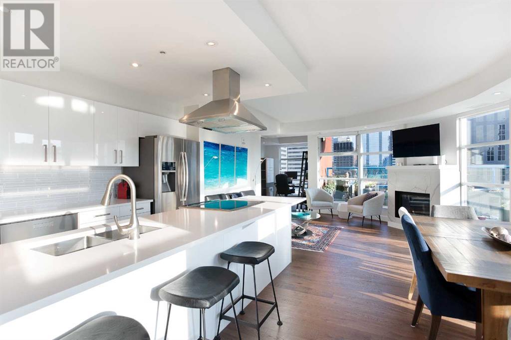 1005, 205 Riverfront Avenue SW