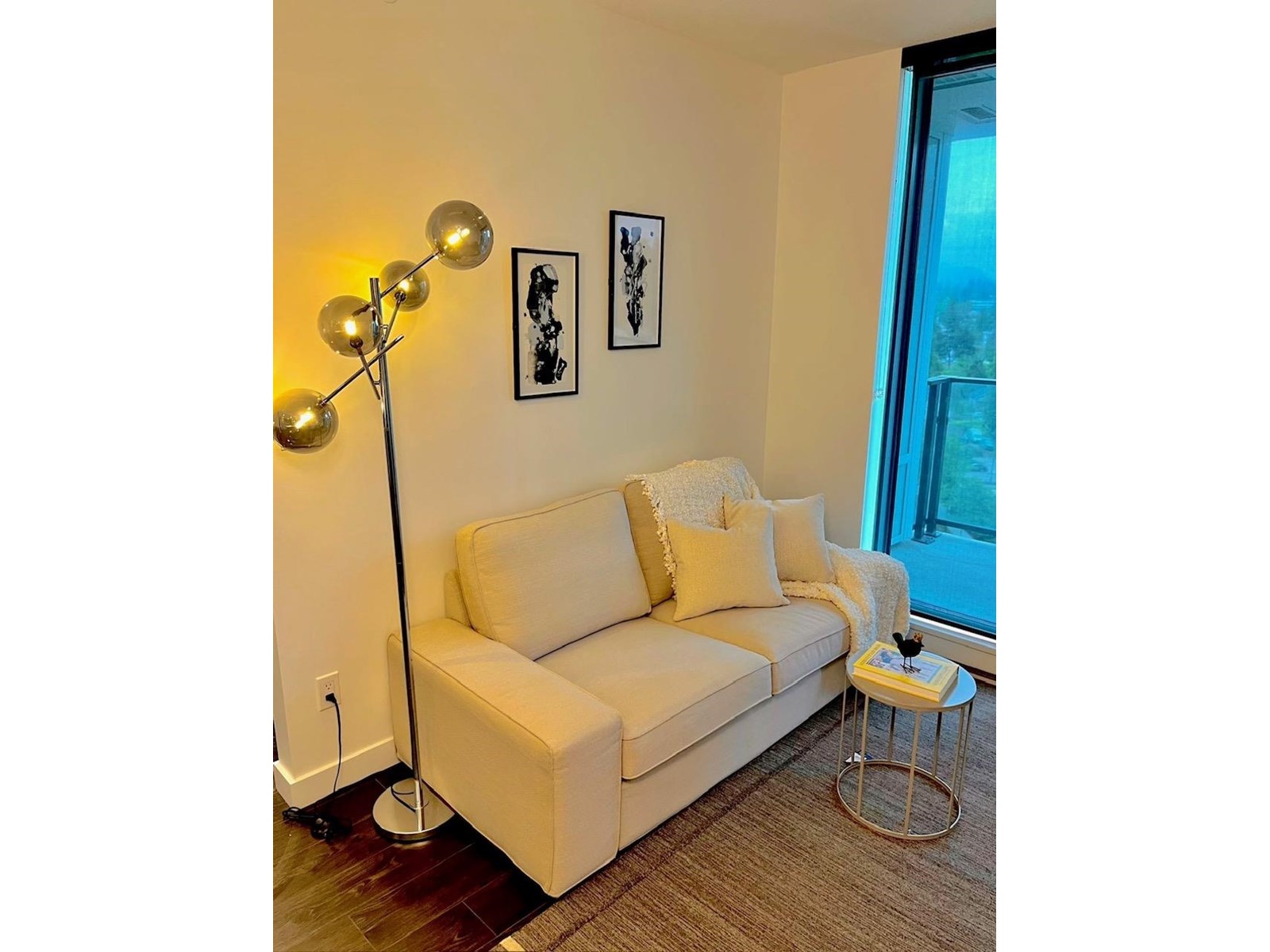 1105 9887 WHALLEY BOULEVARD