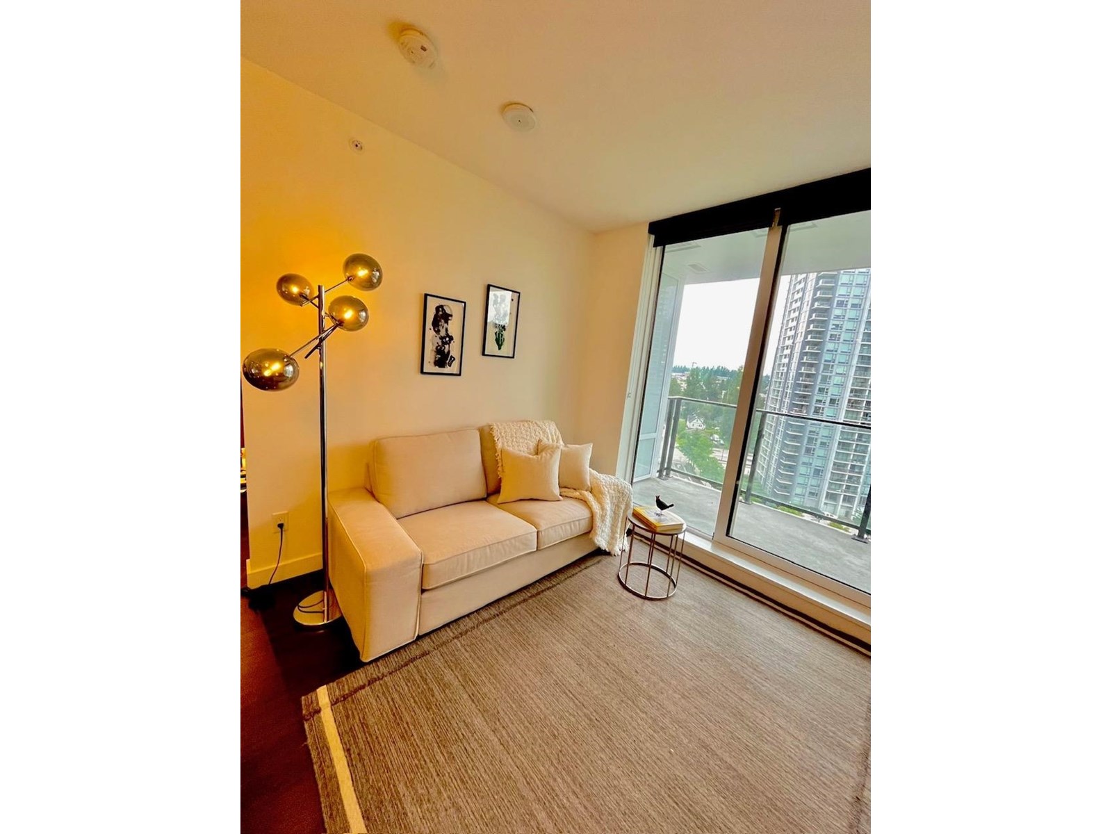 1105 9887 WHALLEY BOULEVARD