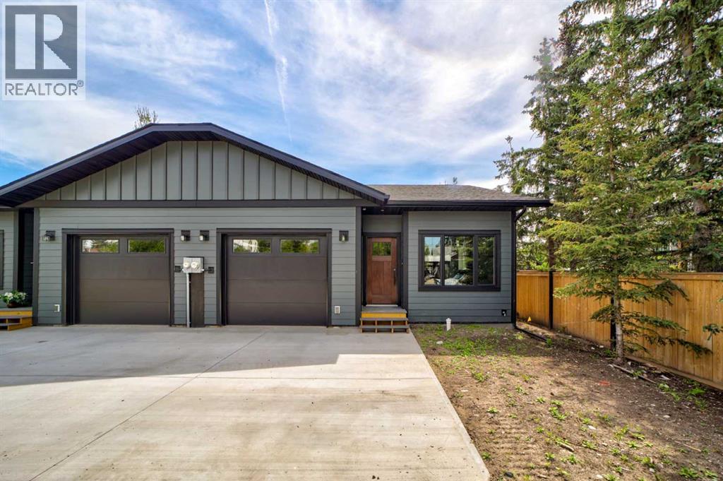 Photo 1 of 30 — 1175 James Avenue, Pincher Creek, AB T0K1W0