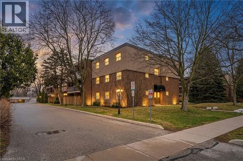 640 GREY Street Unit# 206 Brantford ON N3S4Y3