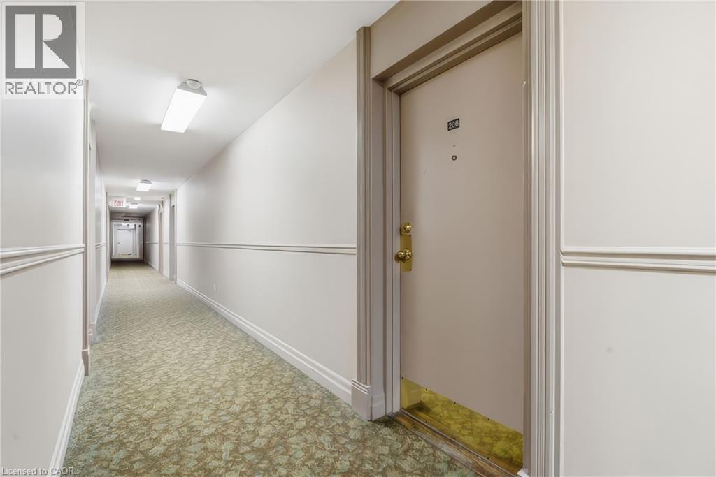 640 GREY Street Unit# 206