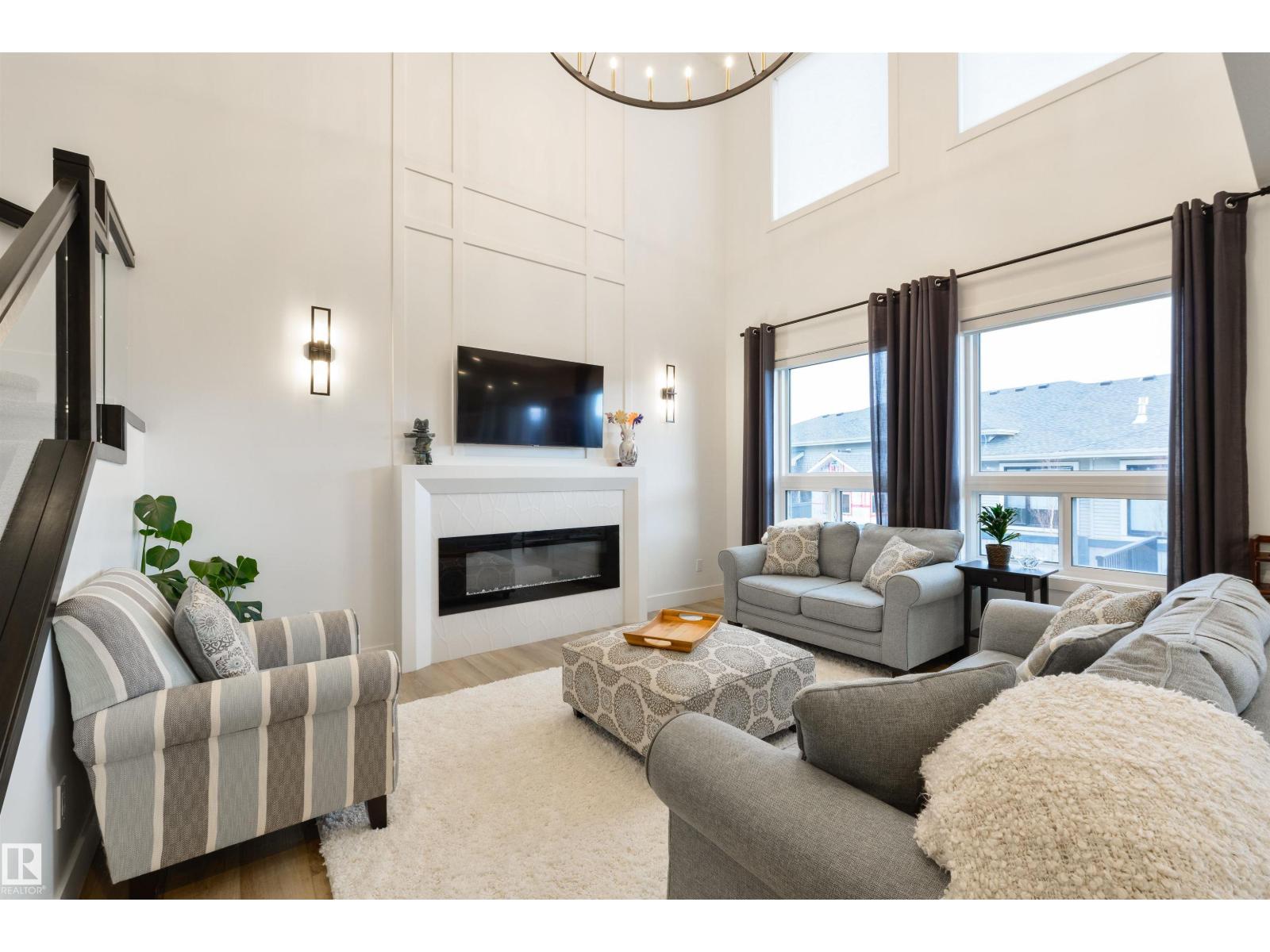 36 AVONLEA WY