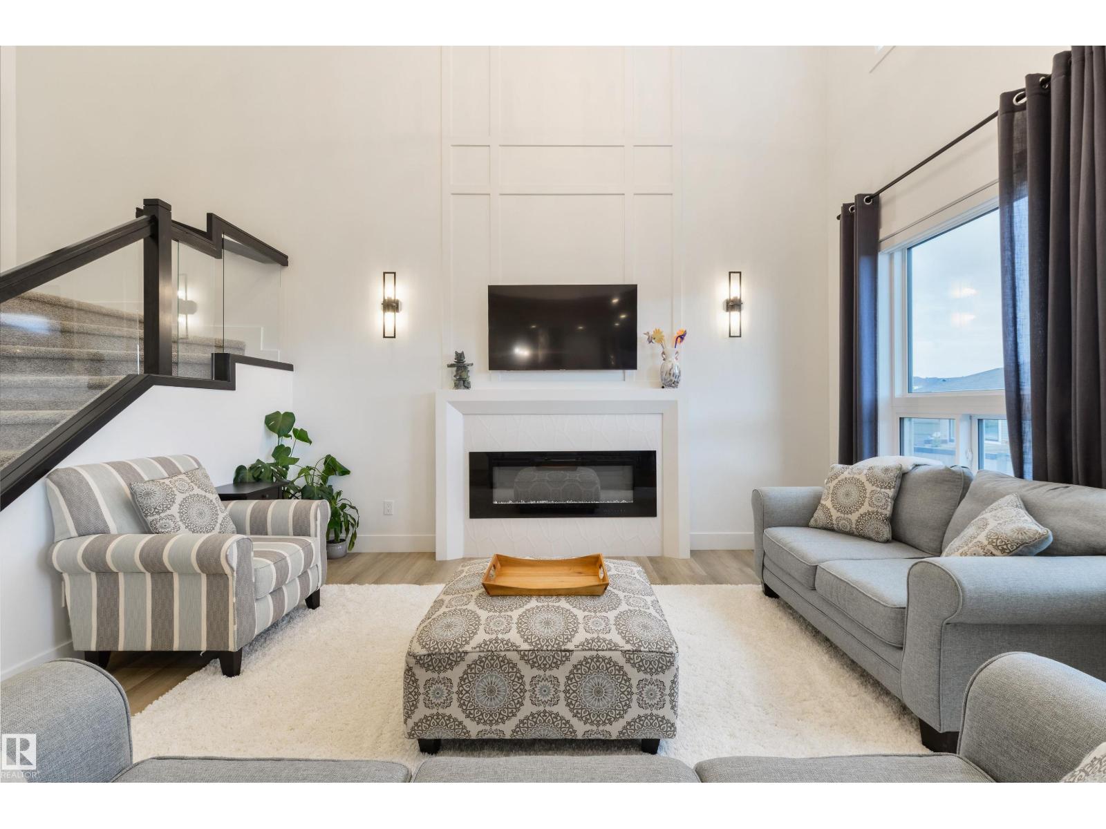 36 AVONLEA WY