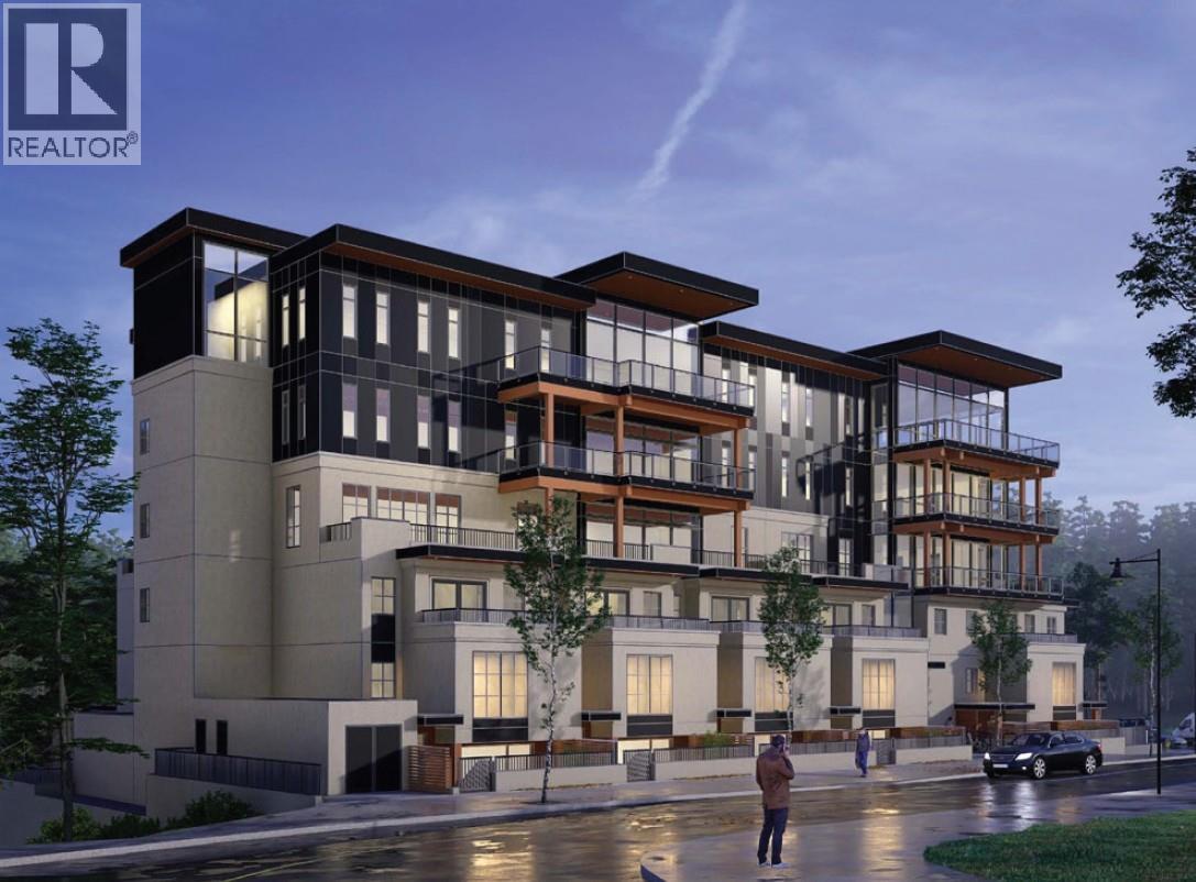 1810 Hilltop Crescent