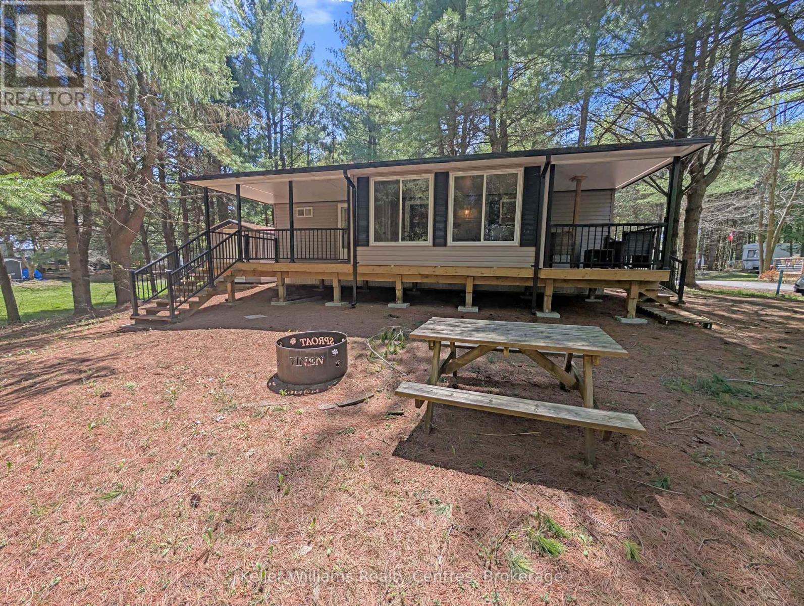 P27 - 13 SOUTHLINE AVENUE