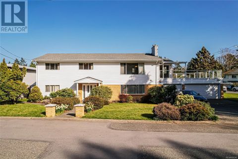 4251 Parkside Cres Saanich BC V8N2C4