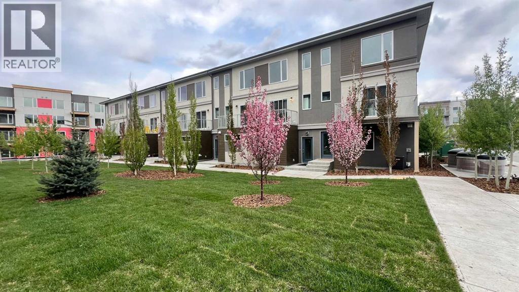 212 Shawnee Square SW