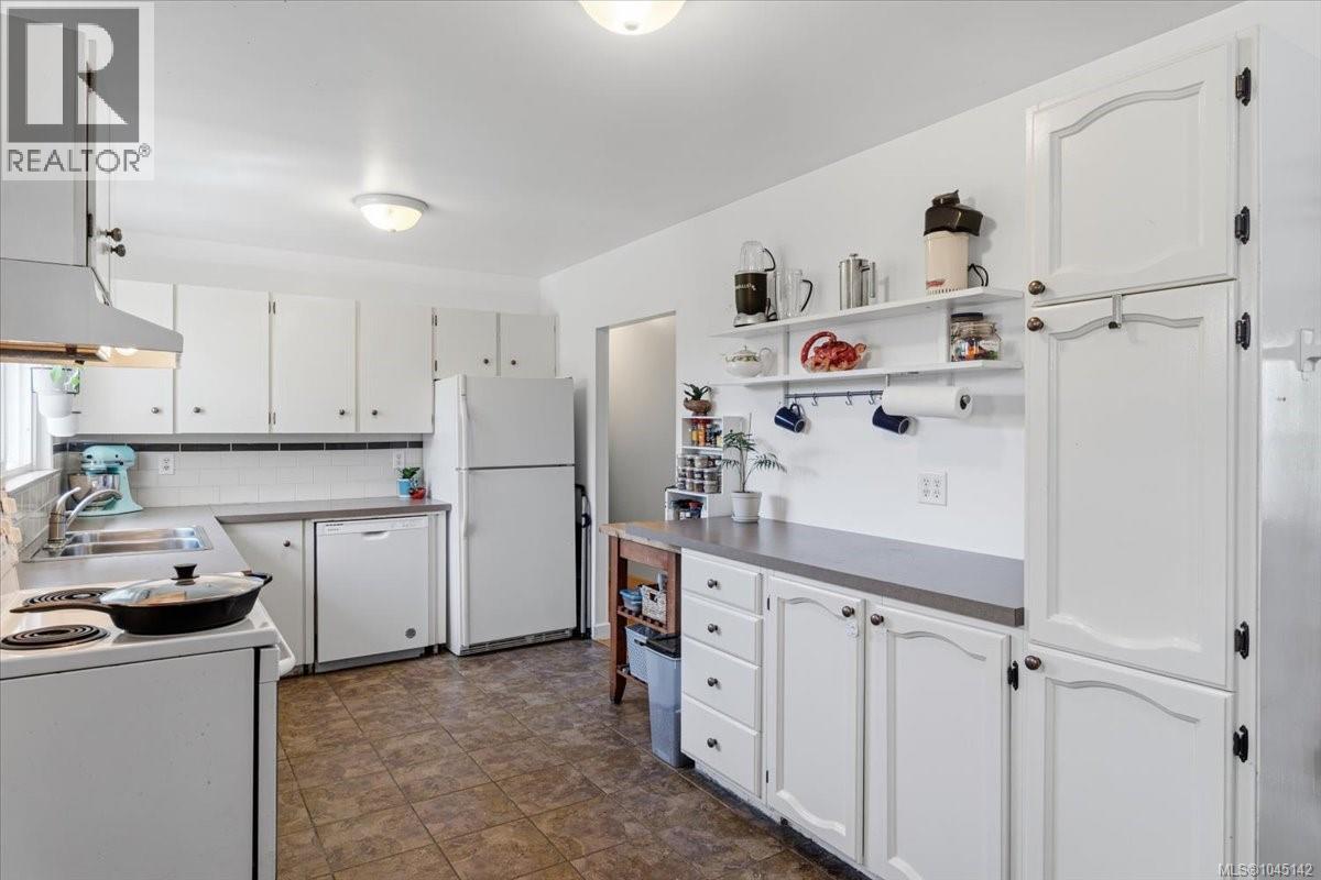 448 Lenhart Ave