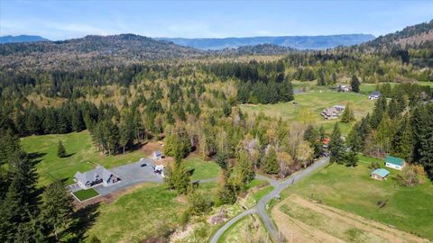 Property photo of 4491 Bench Road|ryder Lake, Chilliwack, BC V4z1g1