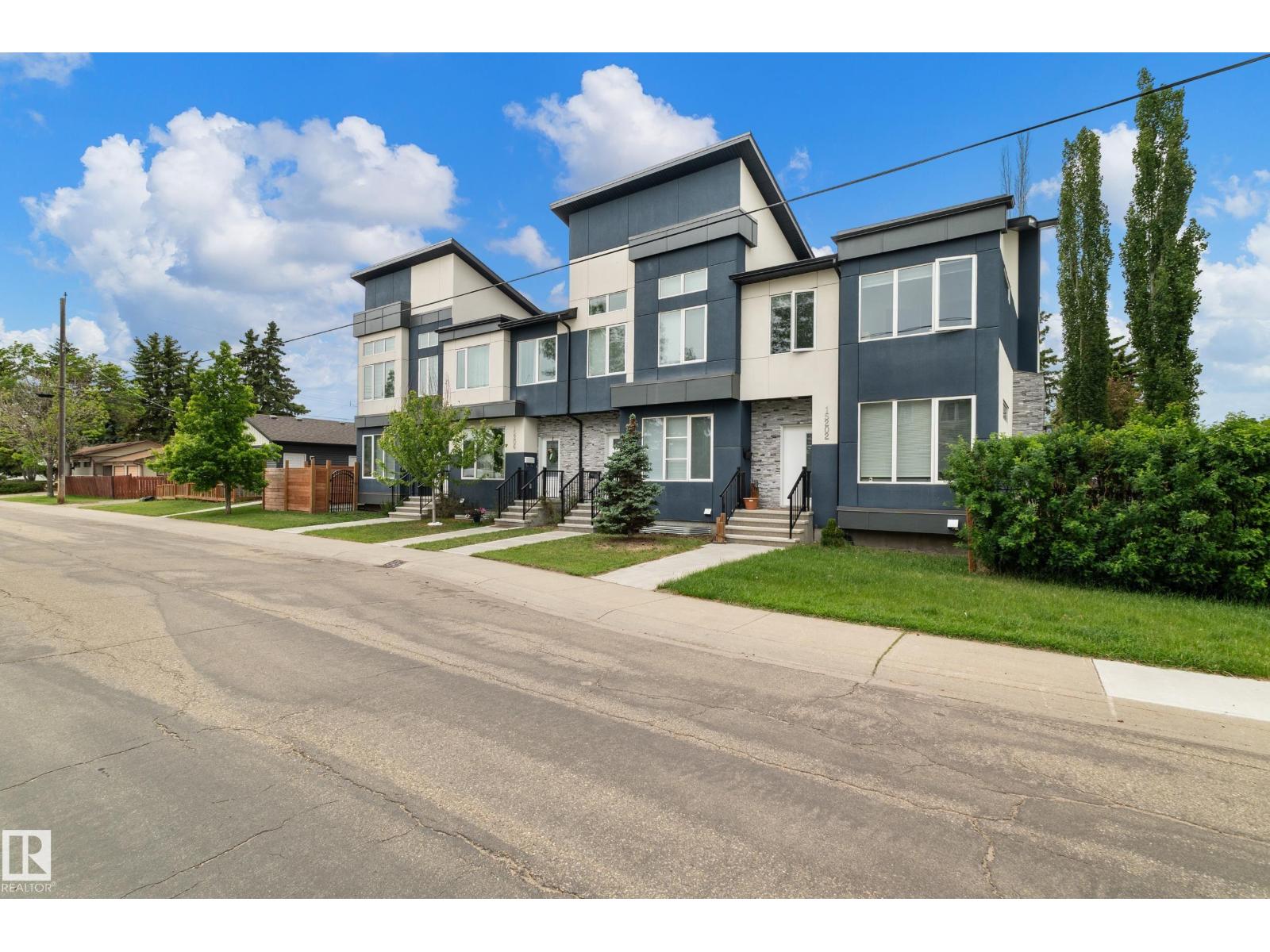 15204 108 AV NW