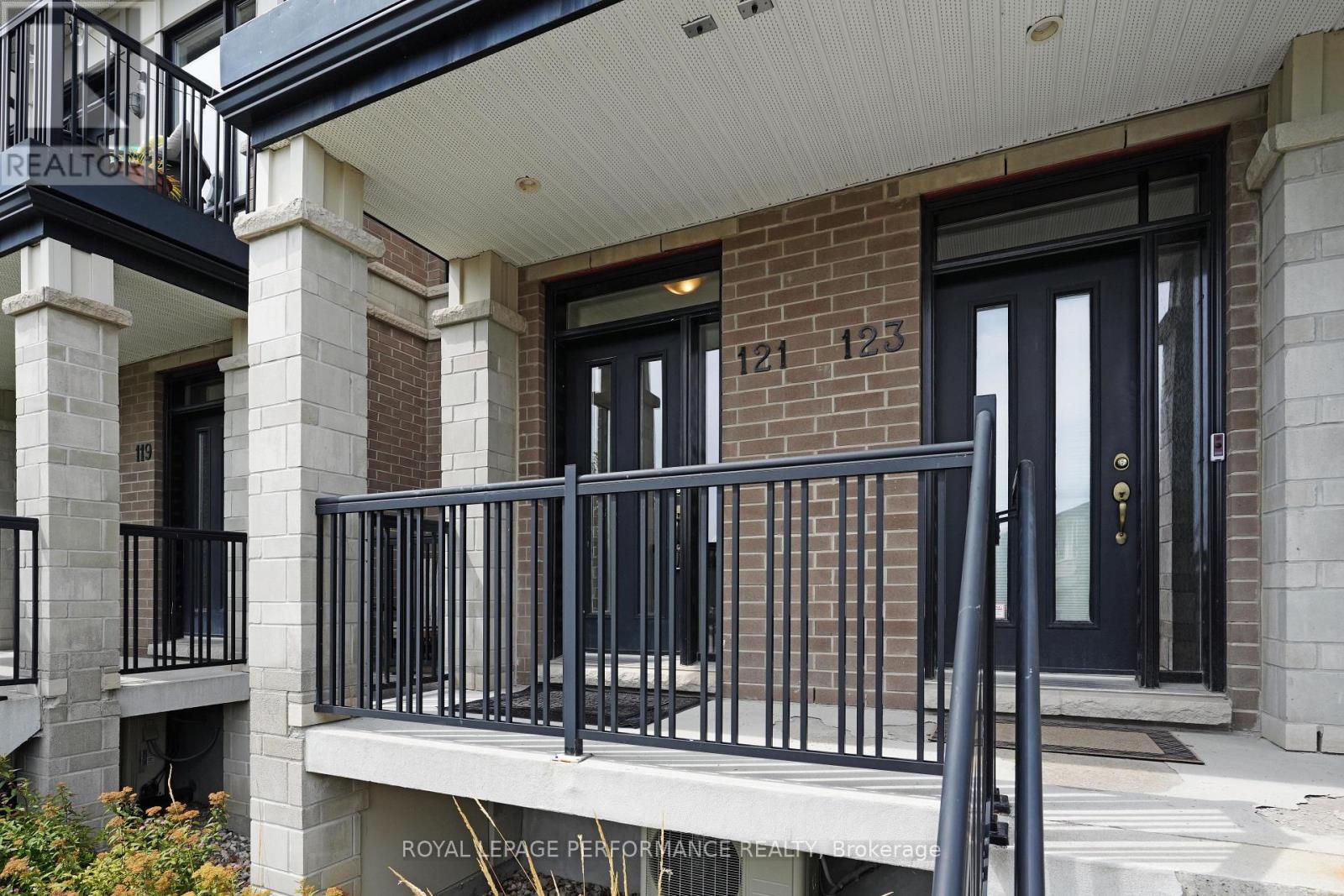 53 - 121 POPLIN STREET