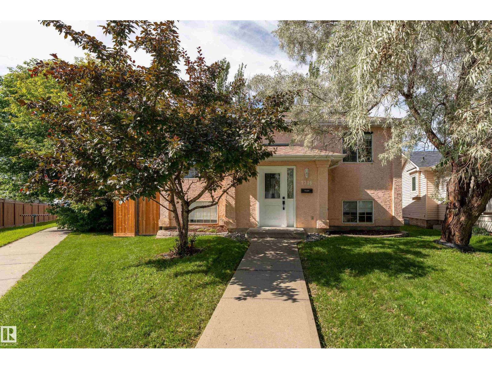 2216 134 AV NW