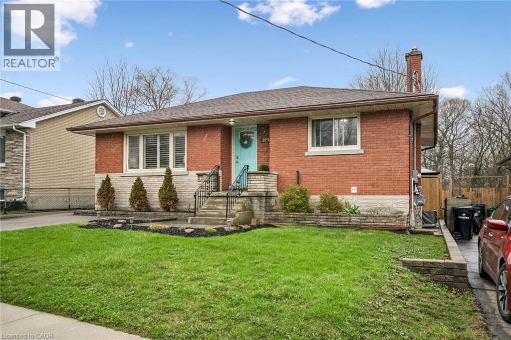 223 CONNAUGHT Street